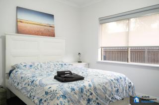 Luxury Desert Paradise - Kalgoorlie - 2