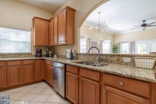 561) Large 3 bedroom with King Bed - Orlando - 4