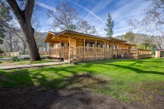 Serene Riverfront Home - Three Rivers - 5