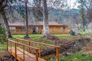 Serene Riverfront Home - Three Rivers - 4
