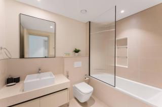 Prime 2BR Apt Emaar Beachfront - 1