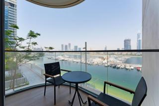 Prime 2BR Apt Emaar Beachfront - 6