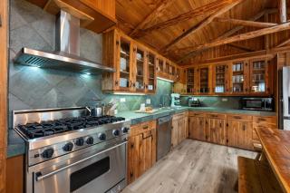 Sunrise Lodge - Main Cabin - Spicewood - 3