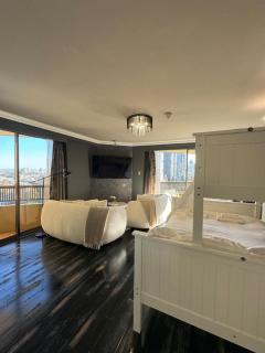 Stylish Family 1BR with Cozy Bunks and Games for 5 - Sydney - 4