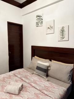 Cozy Quad Studio with WiFi near the Beach and Main Street - Upper Lvl - General Luna - 5