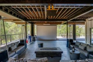 Kaweah River Cabin - Pool, Hot Tub, Movie Projector - Three Rivers - 8