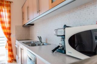 Stunning two Bedrooms Apartment Steps from the Beach - Saranda - 5