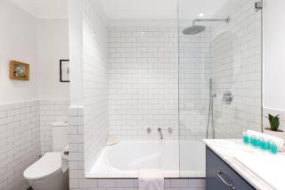Renovated delight Perfect location Free WIFI - Perth - 0