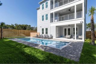 543) 12 Bedrooms Private pool Walk to beach - 7