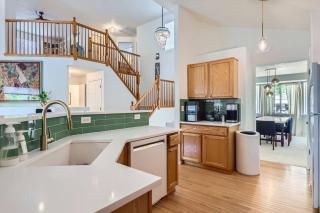 Sleeps 9 - Family Retreat - Scenic Trails - Views - 3