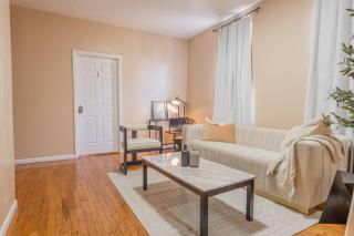 Roomy 4br Walk to Transit connect to NYC - Bayonne - 1