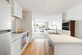 Uptown The Mount at Algarve Apartments - Mount Maunganui - 1