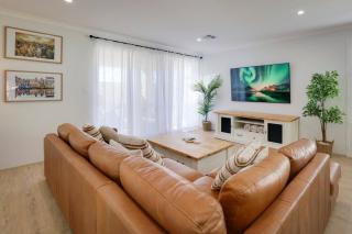 Nessies Nook Relax in Style - 0