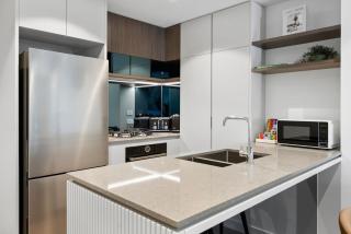 Stylish Brisbane Apartment with Pool, Sauna & Gym - Brisbane - 8