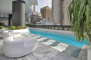 Stylish Brisbane Apartment with Pool, Sauna & Gym - Brisbane - 0