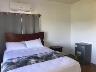 560) Large 4 bedroom with views - Port Antonio - 6