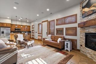 Reno Basecamp 2 King Suites, Walk to Food and Fun - Reno - 7