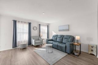561d) Large 3 bedroom with Golf Cart - 8