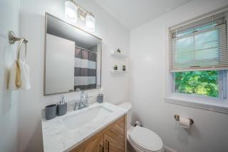 Newly Renovated Townhouse on a Tranquil Street - 6