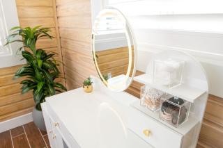 King Bed-Step to Madeira Beach-Heated Pool-Private - St Pete Beach - 8