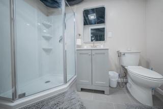 Newly Renovated Townhouse on a Tranquil Street - 4