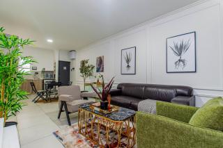 Luxurious sandton apartment with Inverter - Sandton - 0
