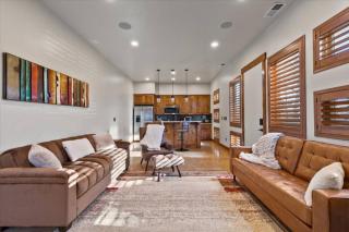 Reno Basecamp 2 King Suites, Walk to Food and Fun - Reno - 3