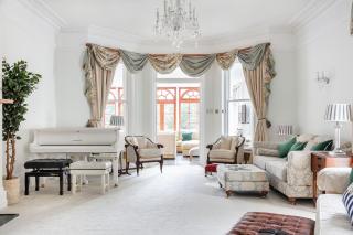 Luxury Family Country Estate - - 2