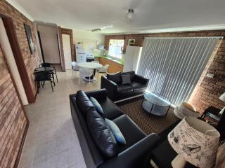 Ocean Beach Chalet 16 - 8