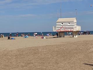 **Gruissan - T2 Cabine Mezzanine - Côté Village - 6 pers - Parking Privé - Proche Plages** - FR-1-796-63 - 2