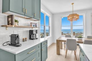 Oceanfront Luxury 4BR with Elevator sleeps 12 - 1