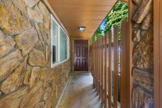 Comfy Stay in Bellevue, Parking Included - Bellevue - 4