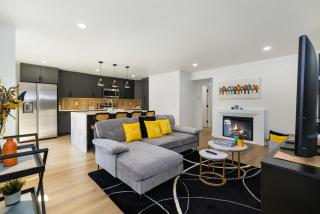 Comfy Stay in Bellevue, Parking Included - Bellevue - 0
