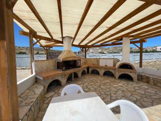 Reina Villa - Adamas - 2