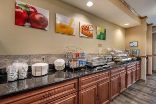 Quality Inn Greenville North - 4