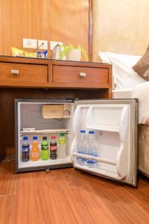 Hotel Palm Do'r # Walking Distance to New Delhi Station # Parking # Family Hotel # Customer's Choice Hotel # Top Rated Hotel - Neu-Delhi - 4