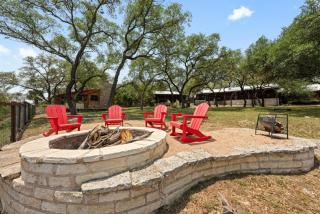 Sunrise Lodge - Dawn Suites - Spicewood - 1
