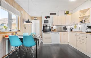 2 Bedroom Beautiful Home In Hemmet - Hemmet - 5
