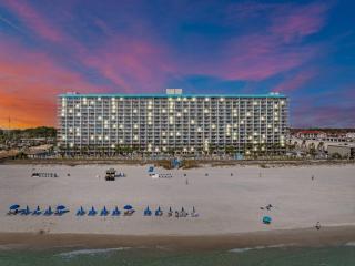 High-Rise Gulf-Front Condo with Stunning Views | Resort Amenities - 5