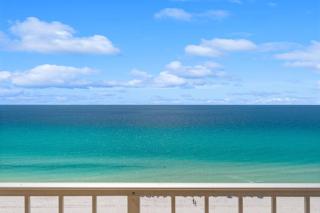 High-Rise Gulf-Front Condo with Stunning Views | Resort Amenities - 6