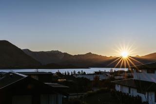 Te Moana - Lake Views - Sleeps 7 - Wanaka - 9
