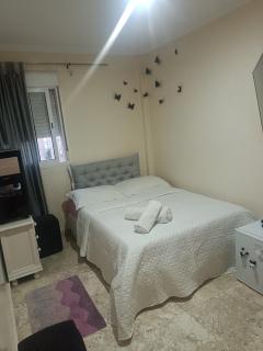bonita habitación el apartamento compartido con todas las comodidades se sentirán como muy bien - Siviglia - 1