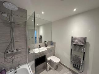 Cozy room in luxury shared apartment - Thamesmead - 2