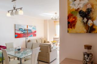 Stunning two Bedrooms Apartment Steps from the Beach - Saranda - 6