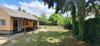 Holiday home in Balatonmariafürdo 26831 - Balatonmáriafürdő - 1