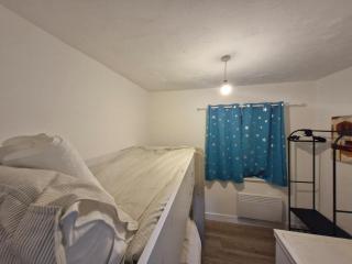 Bright 2 bed maisonette flat in Romford - Dagenham - 6