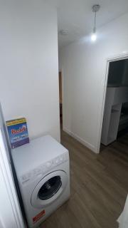 Bright 2 bed maisonette flat in Romford - Dagenham - 3