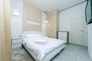 Крещатик 21 с большой терассой - Kiev - 5