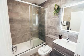 Hen & Chickens Luxury Apartments, Free Parking, By DerBnB - Derby - 6
