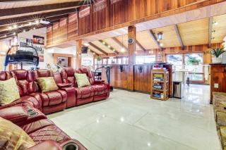 1-Acre Las Vegas Getaway Pool, Spa and Tennis Court - 5